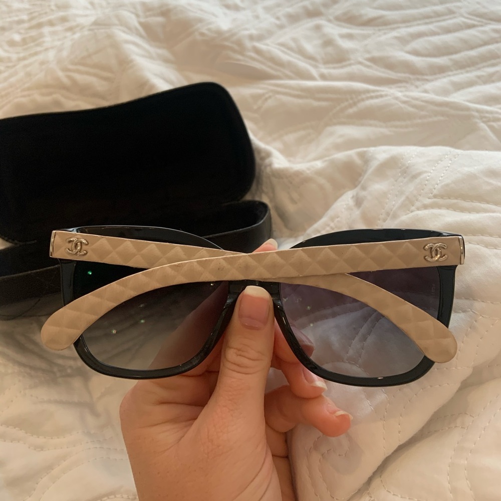 Classic Chanel Sungalsses